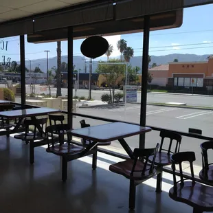 View of Lakeshore Dr. from tables.