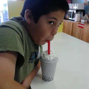 Drinking a Taro Smoothie with Boba! Good stuff!