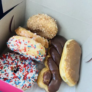 Half dozen delicious donuts!