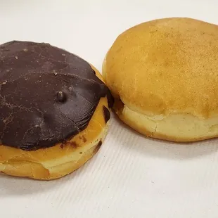 Bavarian cream &amp; Lemon donuts