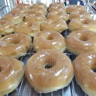 Glaze donuts