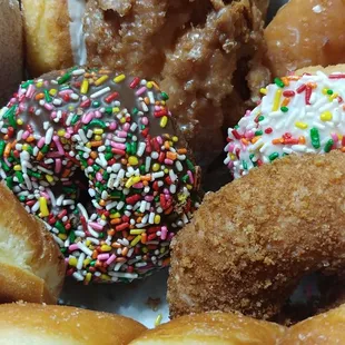 A dozen assortment of donuts