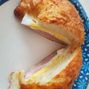 Breakfast crossiant