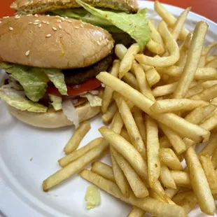 Lunch special - burger, fries &amp; drink