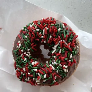 Donut (TikTok: @justandyvu)
