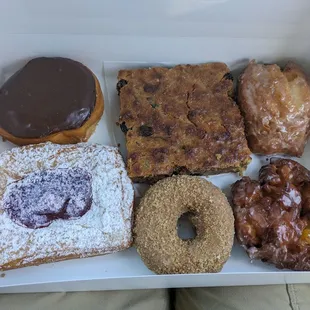 A mixed half dozen showcasing their variety