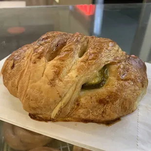 jalapeño ham and cheese croissant