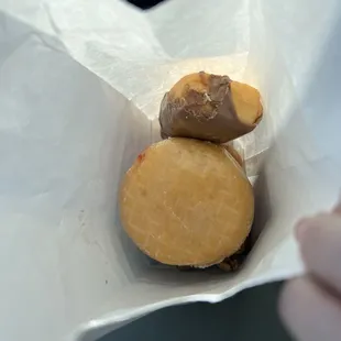 Raspberry filled + chocolate bar