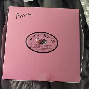 Donutlicius is my favorite donut shop in town! Get here early before the cronuts sell out!