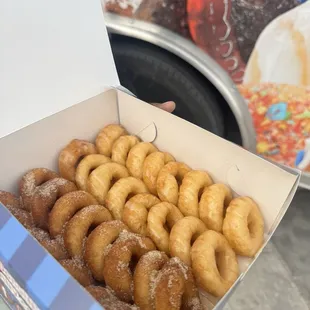 Crispy donuts rings