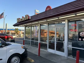 Winchell's Donut House