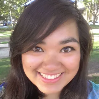 Rachelle H.