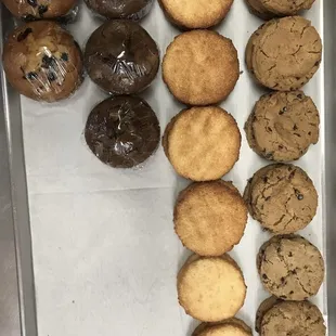 a variety of cookies