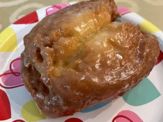 Baker's Dozen Donuts