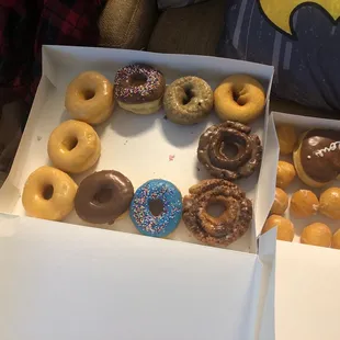 We already ate 2 couldn&apos;t wait... Good donuts, fast delivery, every out in a hand written note! It means a lot that they care!