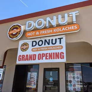 the front of a donut shop