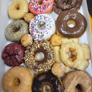 donuts, food, dough desserts