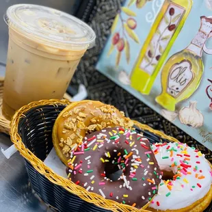 Sprinkle Donuts With Vietnam Coffee