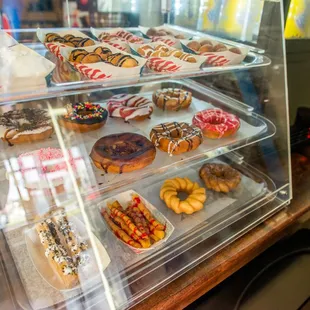 Display window. So yum.