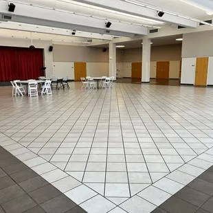 View from the side of the entrance.