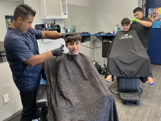 Hank's Barber shop