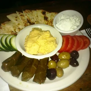 mediterranean platter (with feta)