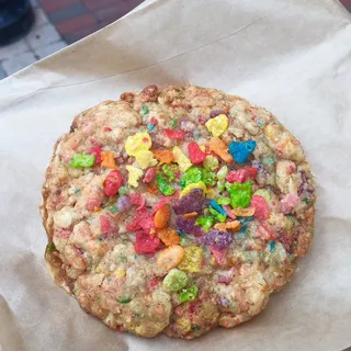 Fruity Pebble Marshmallow Cookie