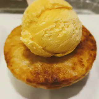 Apple Twist Pie