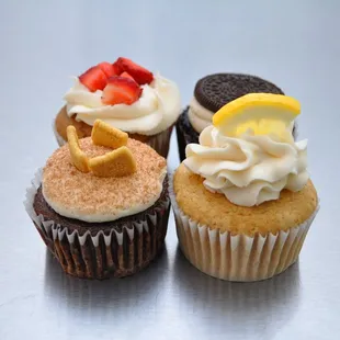 Gluten Free &amp; Vegan options - with Lemon on vanilla cake