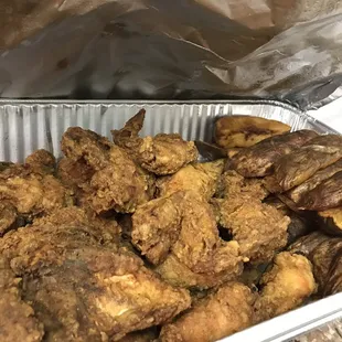 20 piece fried chicken with jojos