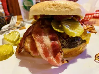 Amber Inn Bar & Grill