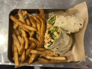 The District Pub & Grill