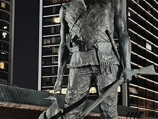 Belvedere Riverfront Plaza