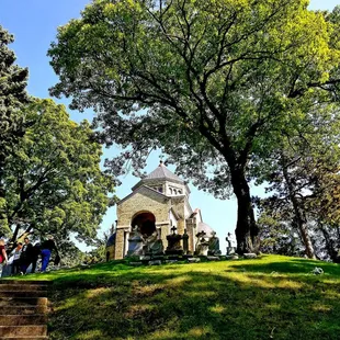 Calvary Cemetary Chapel