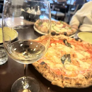 Provola E Pepe Pizza