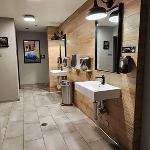 Communal sinks