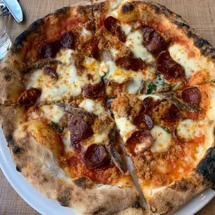 La Carne Pizza