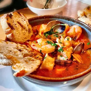 Zuppa Di Pesce