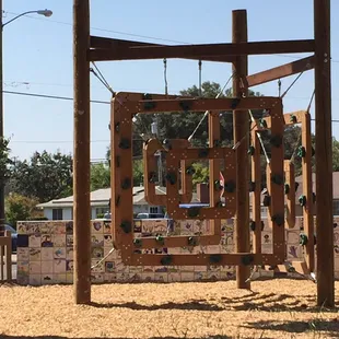 Nice climbing structure!