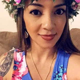 Matched my dress. Excuse the Snapchat hearts, this filter makes me feel real