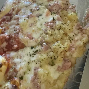 Ham &amp; pineapple pizza (small)
