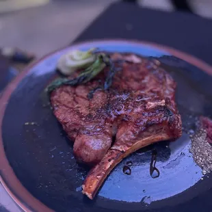 Bone - in Rib Eye , Cap Off