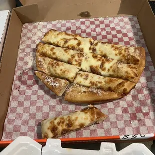 Garlic Bread Slices with Cheese