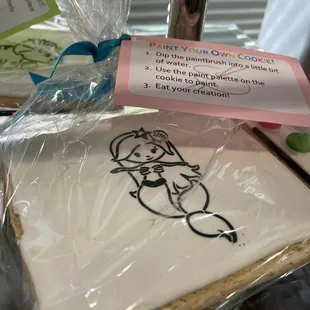 Paint a cookie display