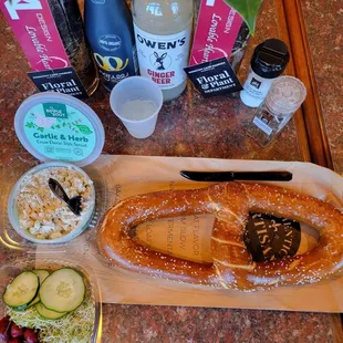 Vegan &amp; Delish  .