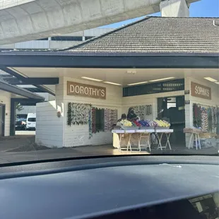 The lady on the right was straight up rude because I didn&apos;t come out of my car ?