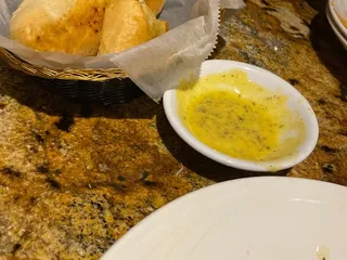 Moustos Pasta & Grill