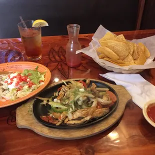 Fajitas de pollo lunch portion