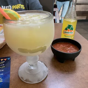 Passion fruit margarita &amp; salsa