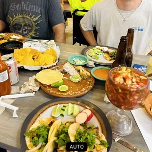 Dos Amigos Market & Cantina